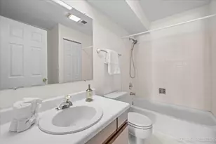 1630 W Pheasant Trail Dr, Arlington Heights, IL 60004 - Photo 24