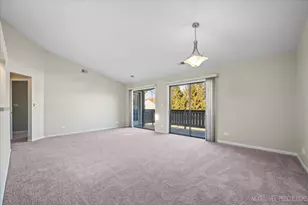 1630 W Pheasant Trail Dr, Arlington Heights, IL 60004 - Photo 4