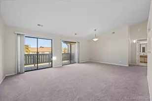 1630 W Pheasant Trail Dr, Arlington Heights, IL 60004 - Photo 8