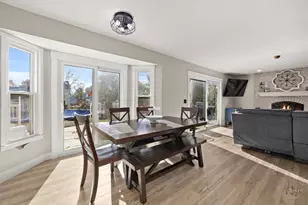 56 Huntcliff Ct, Fox River Grove, IL 60021 - Photo 16