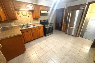 609 Linden Ave, Bellwood, IL 60104 - Photo 2