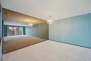 1S150 Spring Rd, Oakbrook Terrace, IL 60181 - Photo 16