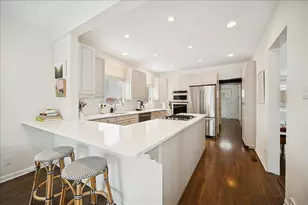 916 Oak St, Winnetka, IL 60093 - Photo 14