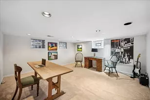 916 Oak St, Winnetka, IL 60093 - Photo 32