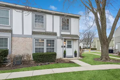 1135 Mount Vernon Court #B, Wheaton, IL 60189 - Photo 2
