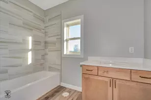 1185 S Farmstone Dr, Diamond, IL 60416 - Photo 24