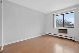 6670 S Brainard Ave, Countryside, IL 60525 - Photo 14