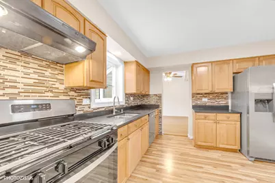 1330 S Mallard Lane, Mount Prospect, IL 60056 - Photo 10