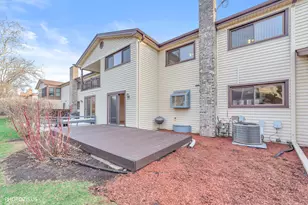 1330 S Mallard Ln, Mount Prospect, IL 60056 - Photo 26