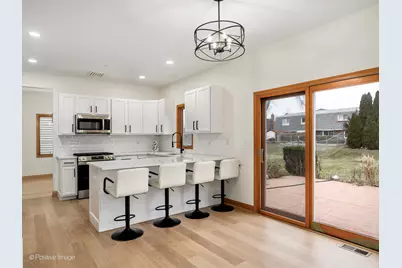 359 Gilbert Drive, Wood Dale, IL 60191 - Photo 8