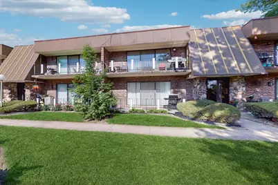11104 O Gorman Drive #41B, Palos Hills, IL 60465 - Photo 2