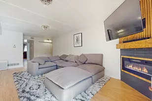 11104 O Gorman Dr, Palos Hills, IL 60465 - Photo 4