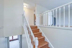 2019 Williamsburg Dr, Streamwood, IL 60107 - Photo 14