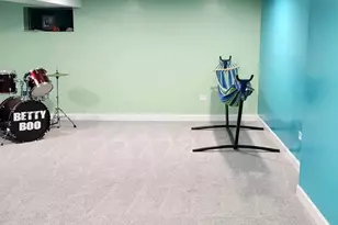 2239 Walnut St, Waukegan, IL 60087 - Photo 12