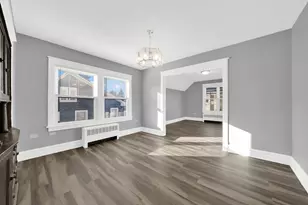 1915 Vermont St, Blue Island, IL 60406 - Photo 12