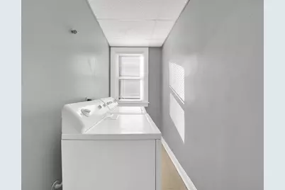 1915 Vermont Street, Blue Island, IL 60406 - Photo 8