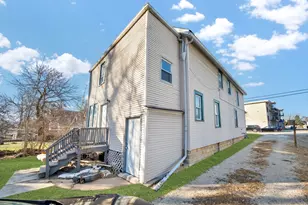 1915 Vermont St, Blue Island, IL 60406 - Photo 24