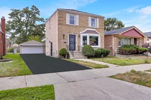 10626 S Lowe Ave, Chicago, IL 60628 - Photo 1