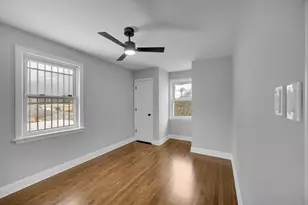 10626 S Lowe Ave, Chicago, IL 60628 - Photo 14