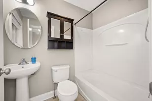 413 N Charles St, Cortland, IL 60112 - Photo 12