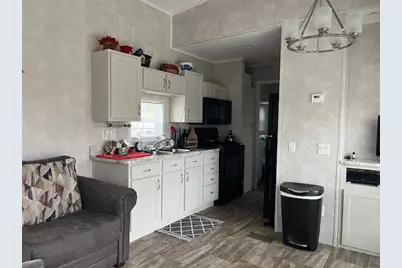 2795 E 28th Lot 1404 Road, Seneca, IL 61360 - Photo 10