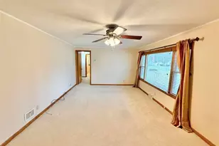 305 W Pershing St, Stillman Valley, IL 61084 - Photo 6