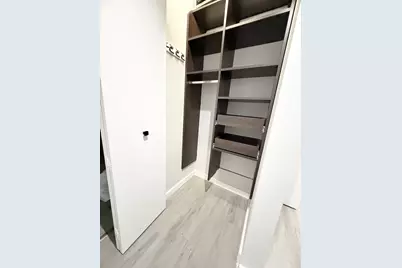 1550 S Blue Island Avenue #1107, Chicago, IL 60608 - Photo 4