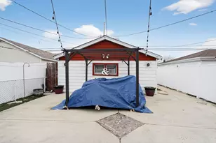 3446 W 74th St, Chicago, IL 60629 - Photo 30