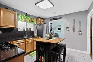 3446 W 74th St, Chicago, IL 60629 - Photo 8