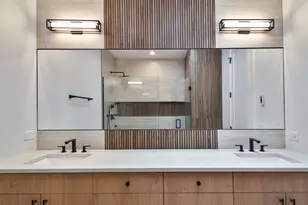 1837 N Lawndale Ave, Chicago, IL 60647 - Photo 14