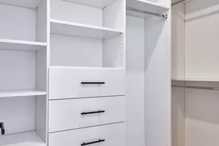 1837 N Lawndale Ave, Chicago, IL 60647 - Photo 16