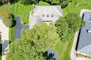5 Regent Ct, Burr Ridge, IL 60527 - Photo 34