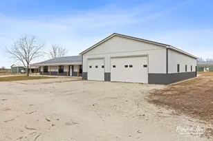 6255 W State Route 17 Rd, Kankakee, IL 60901 - Photo 2