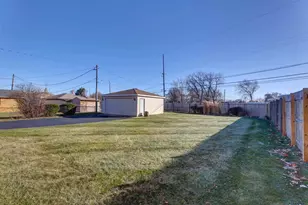 11111 Shelley St, Westchester, IL 60154 - Photo 6