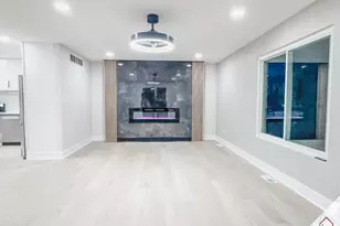 864 Berkshire Pl, Crete, IL 60417 - Photo 8