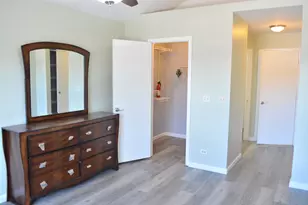 1401 Grayshire Ct, Elgin, IL 60120 - Photo 14