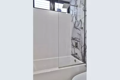 1418 W Warner Avenue, Chicago, IL 60613 - Photo 24