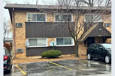 2208 Arbor Circle #1, Downers Grove, IL 60515 - Photo 1