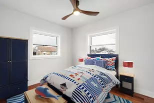 718 E 152nd St, Phoenix, IL 60426 - Photo 8