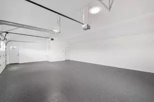 718 E 152nd St, Phoenix, IL 60426 - Photo 24