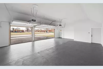 718 E 152nd Street, Phoenix, IL 60426 - Photo 30