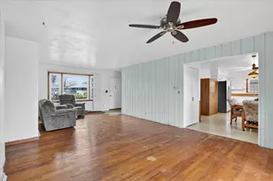 6962 Ralph Rd, Rockford, IL 61109 - Photo 12