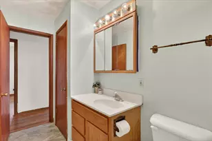 6962 Ralph Rd, Rockford, IL 61109 - Photo 14