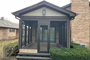 1742 Pebble Beach Dr, Hoffman Estates, IL 60169 - Photo 14