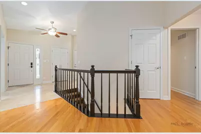 1742 Pebble Beach Drive, Hoffman Estates, IL 60169 - Photo 4