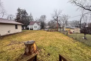 302 Elder Dr, Round Lake Park, IL 60073 - Photo 14