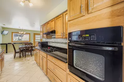 887 Ingram Place, Des Plaines, IL 60016 - Photo 12