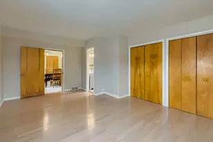 887 Ingram Pl, Des Plaines, IL 60016 - Photo 16