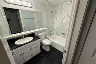 9200 Avers Ave, Evanston, IL 60203 - Photo 28