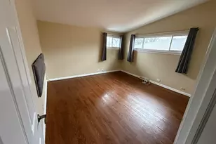 9200 Avers Ave, Evanston, IL 60203 - Photo 14